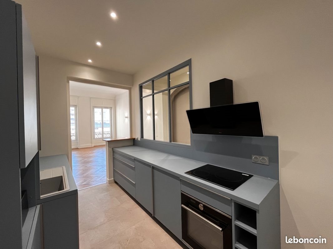 Appartement à louer, 80m², Saint-Etienne