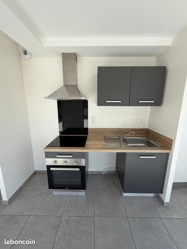 Appartement à louer, 42m², L'Etrat