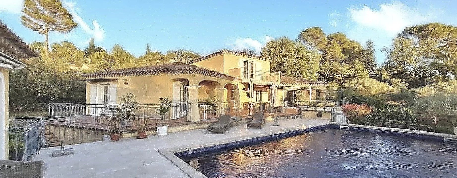 Maison à vendre, 230m², Saint-Antonin-du-Var