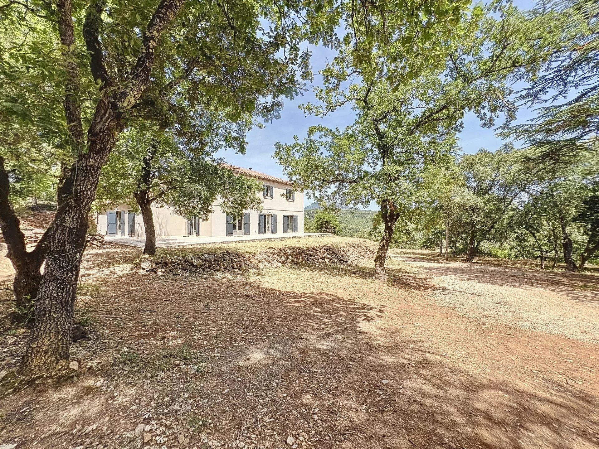 Maison à vendre, 227m², Châteauvert