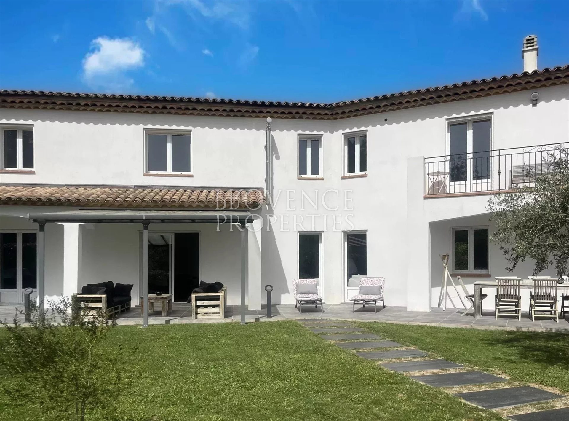 Maison à vendre, 473m², Salernes