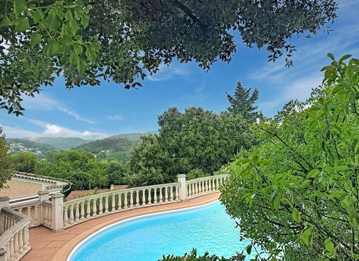 Maison 5 pièces 150 m² · à Carcès · 150 m² · 450 000 €