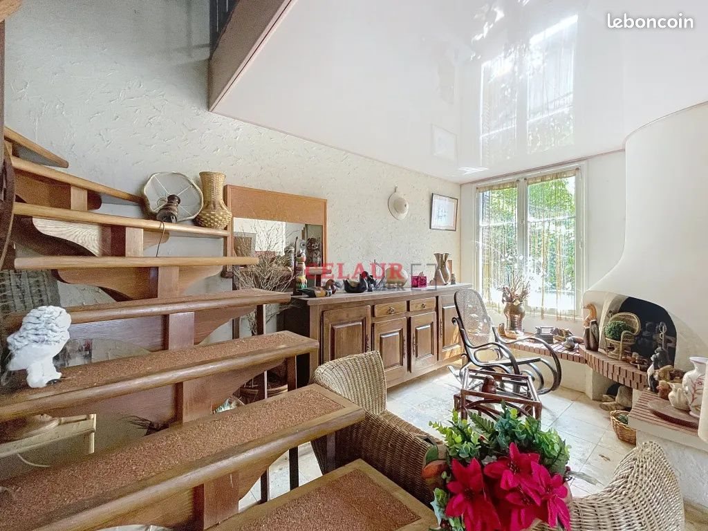 Appartement à vendre, 216m², Tulle