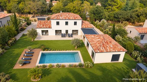 Maison 7 pièces 203 m² · à Grignan · 203 m² · 895 000 €