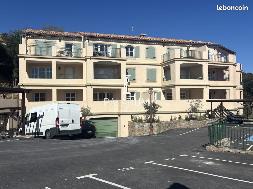 Appartement à vendre, 77m², Cogolin