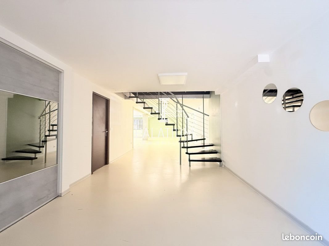 Maison à vendre, 219m², Noyers-sur-Jabron