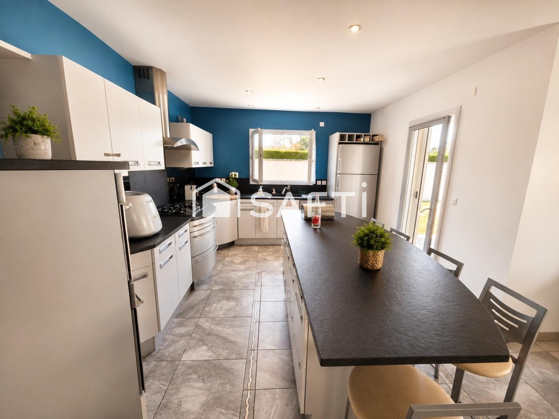 Maison à vendre, 156m², Veauchette