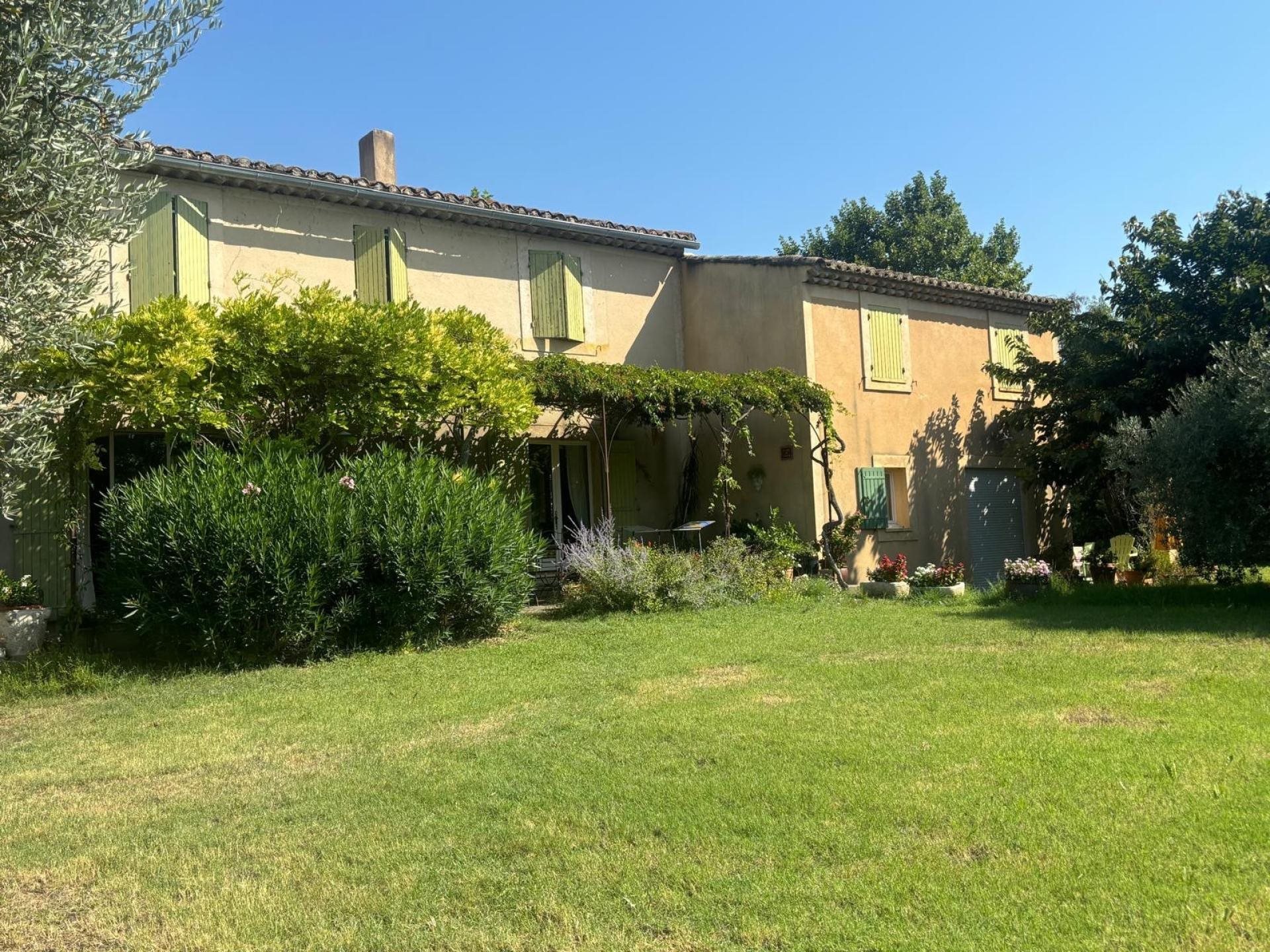 Maison à vendre, 248m², Cabrières-d'Avignon