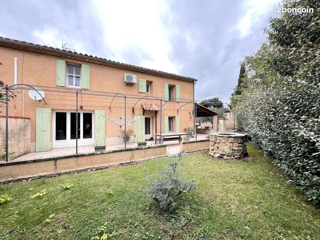 Maison à vendre, 115m², Pernes-les-Fontaines