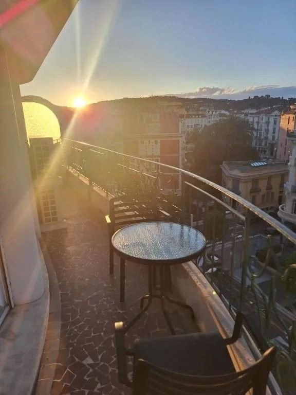 Appartement à louer, 86m², Nice