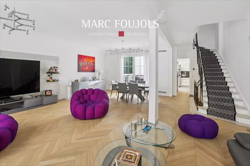 Maison 6 pièces 230 m² · à Neuilly-sur-Seine · 230 m² · 3 870 000 €