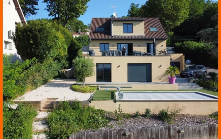 Maison à vendre, NaNm², Miribel