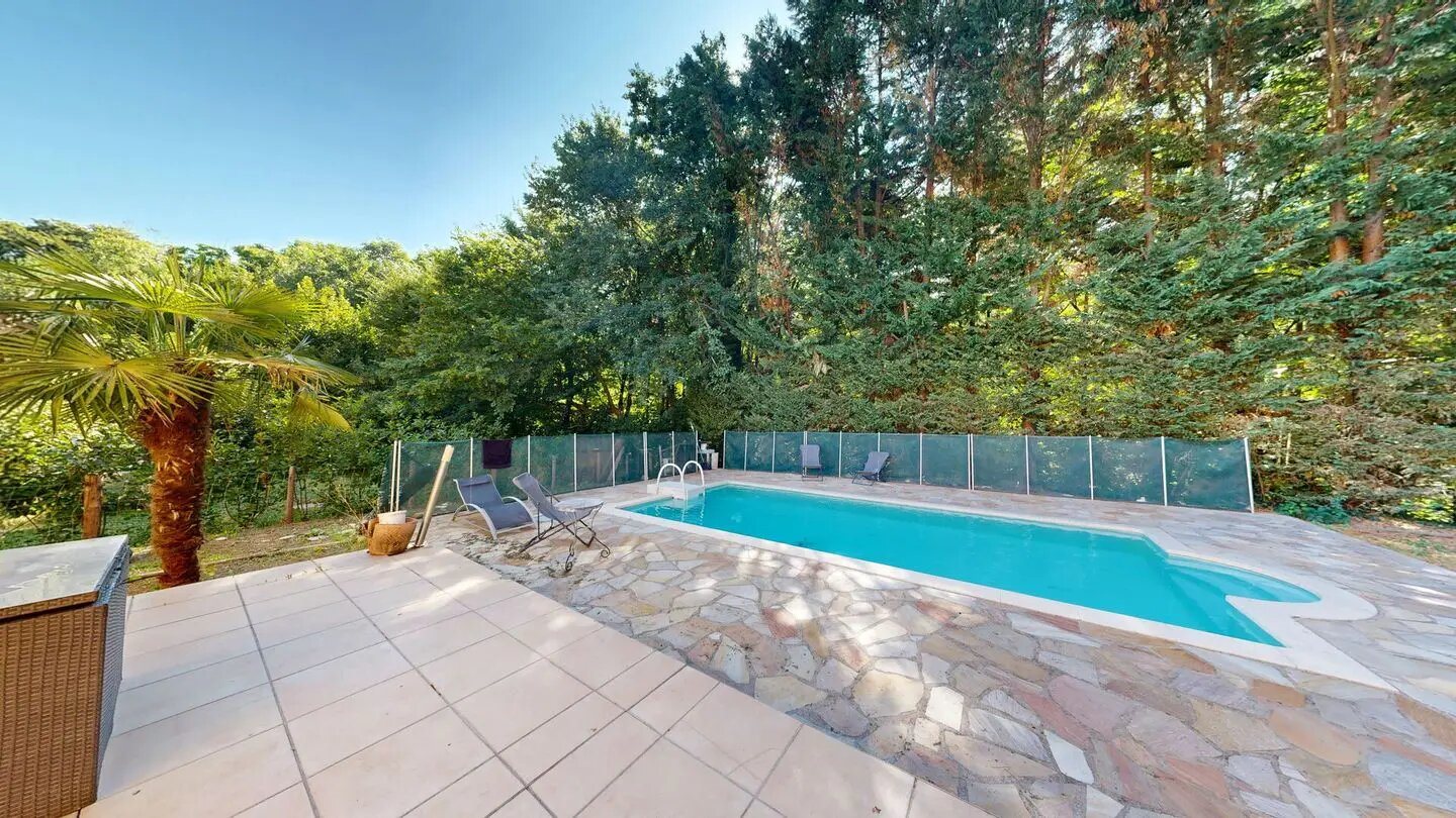 Maison à louer, 230m², Ecully