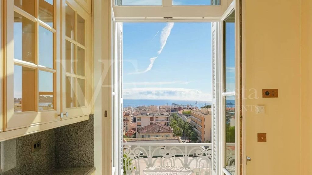 Appartement à vendre, 106m², Beaulieu-sur-Mer