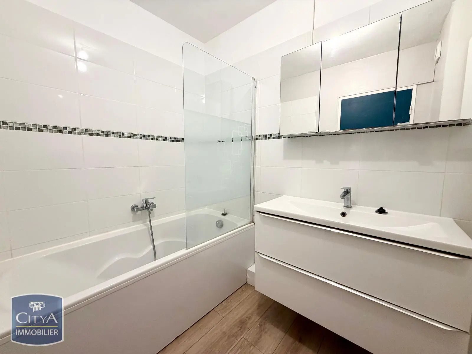 Appartement à louer, 83m², Nîmes