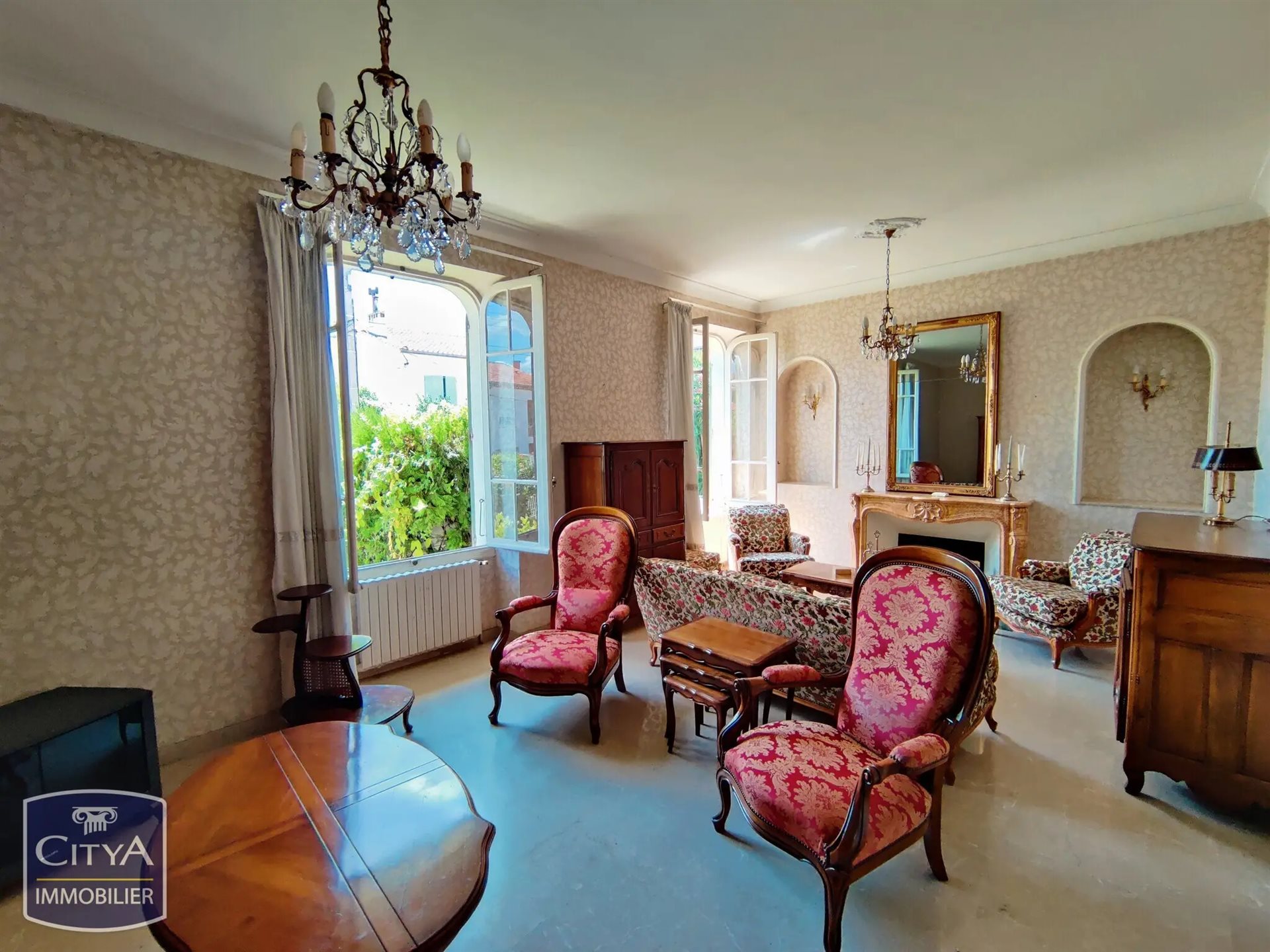 Maison à vendre, 189m², Nîmes