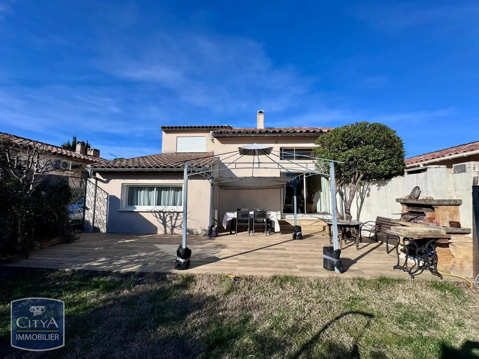 Maison à louer, 111m², Nîmes