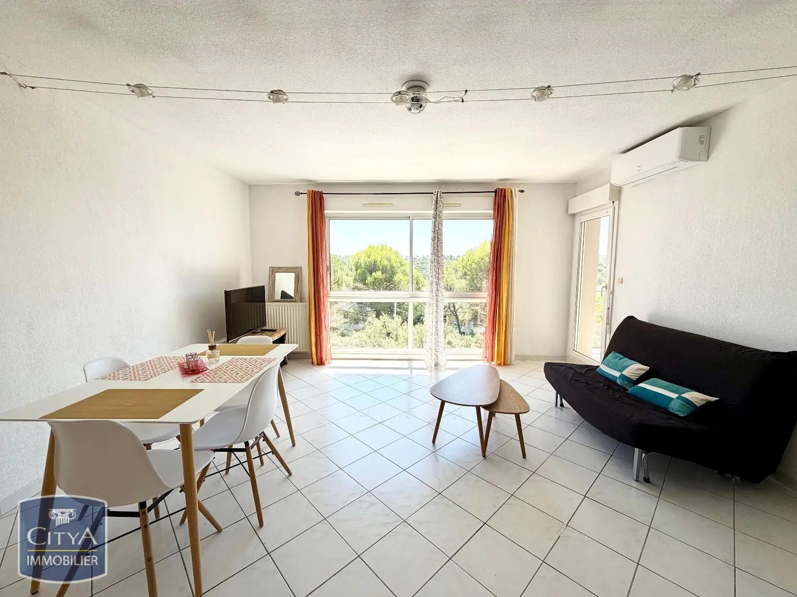 Appartement à louer, 48m², Nîmes