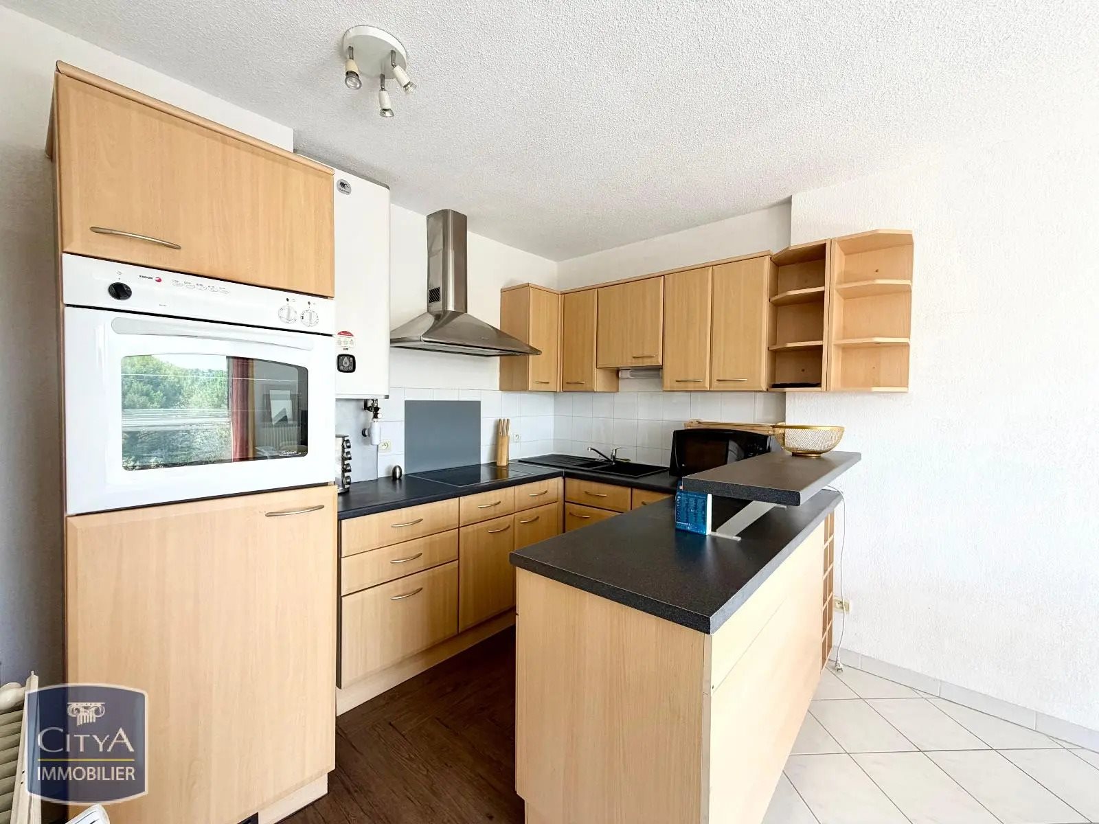 Appartement à louer, 48m², Nîmes