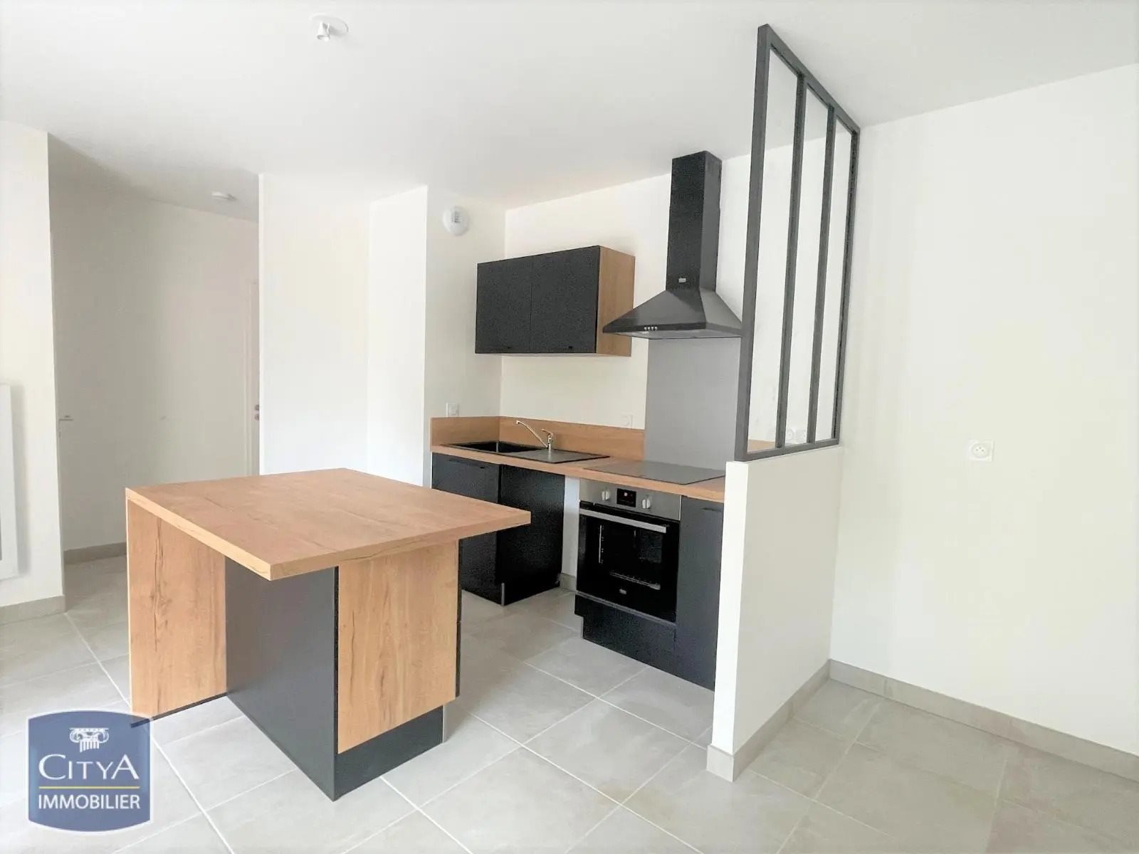 Appartement à louer, 41m², Nîmes