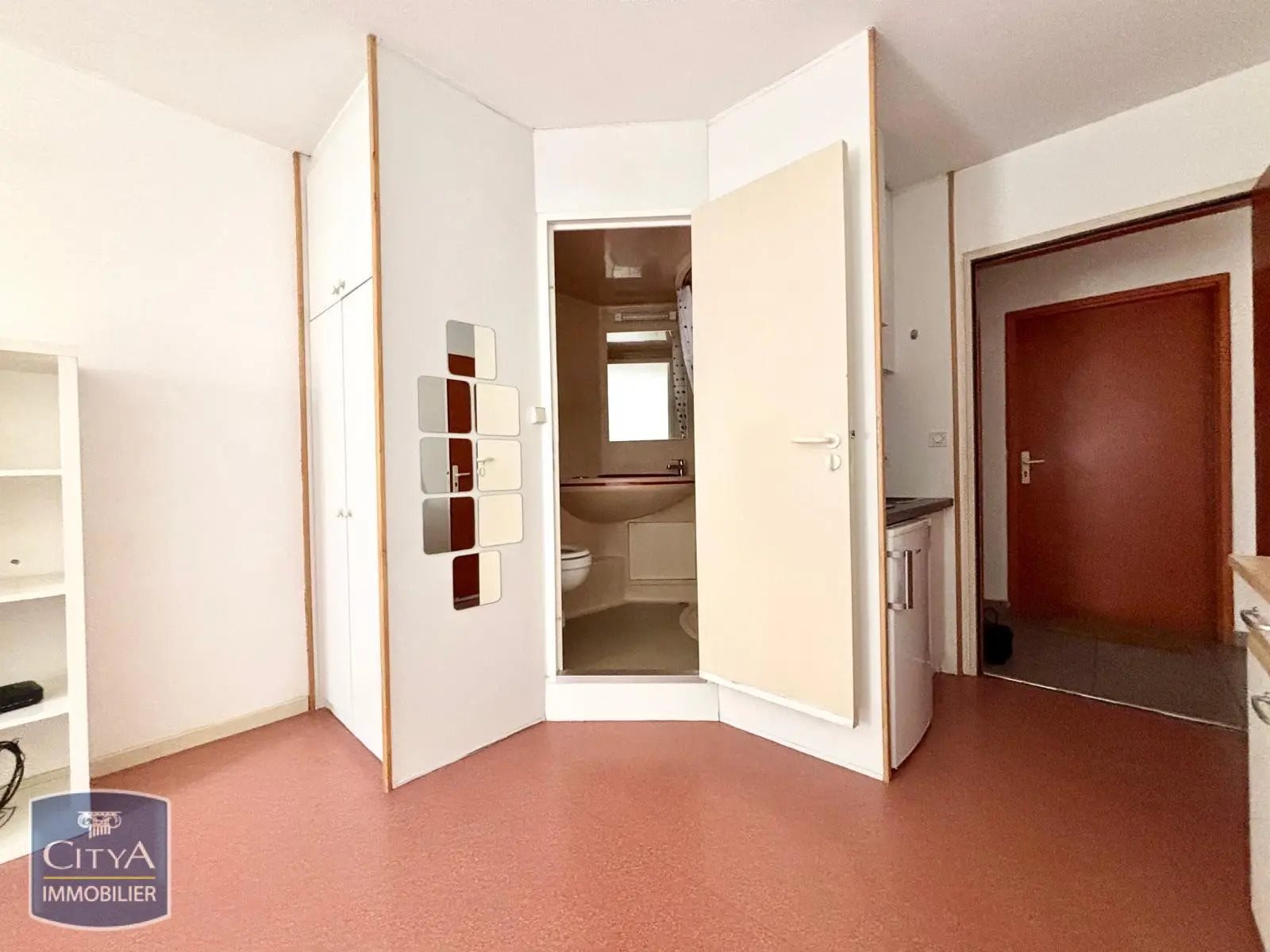 Appartement à louer, 19m², Nîmes