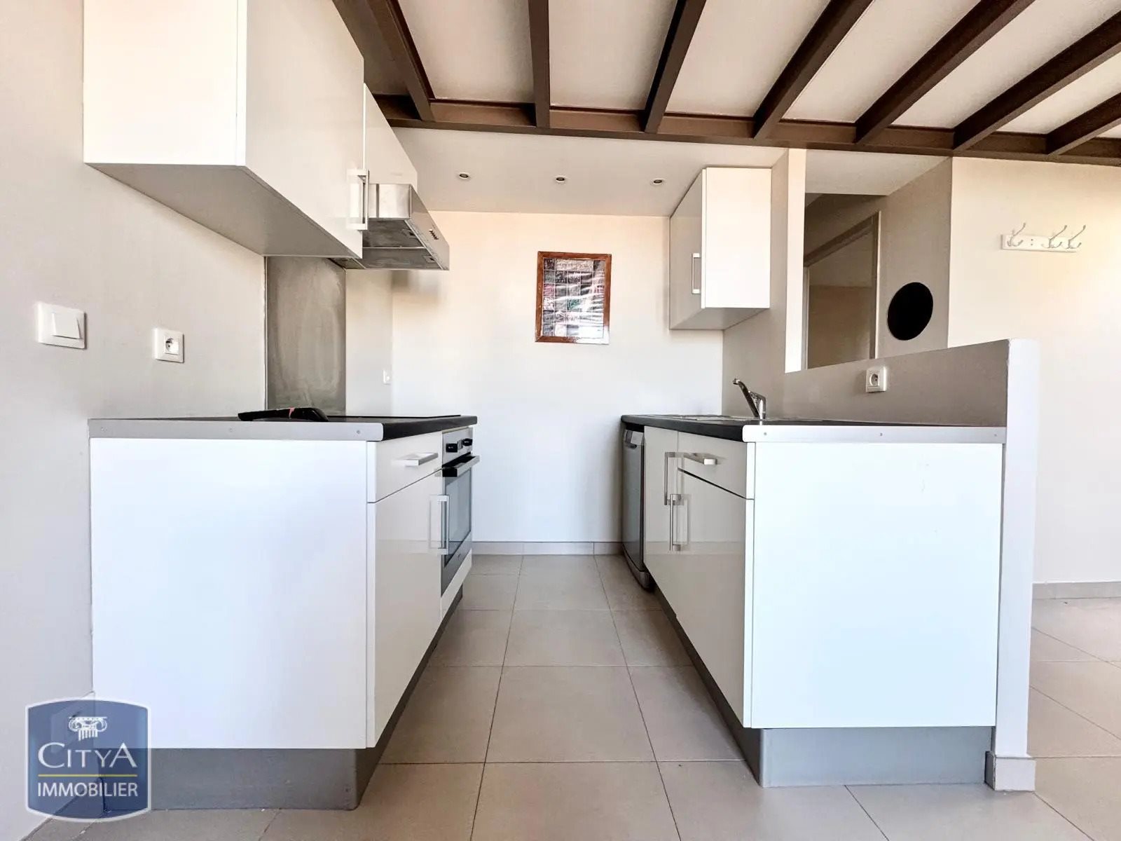 Appartement à louer, 32m², Nîmes