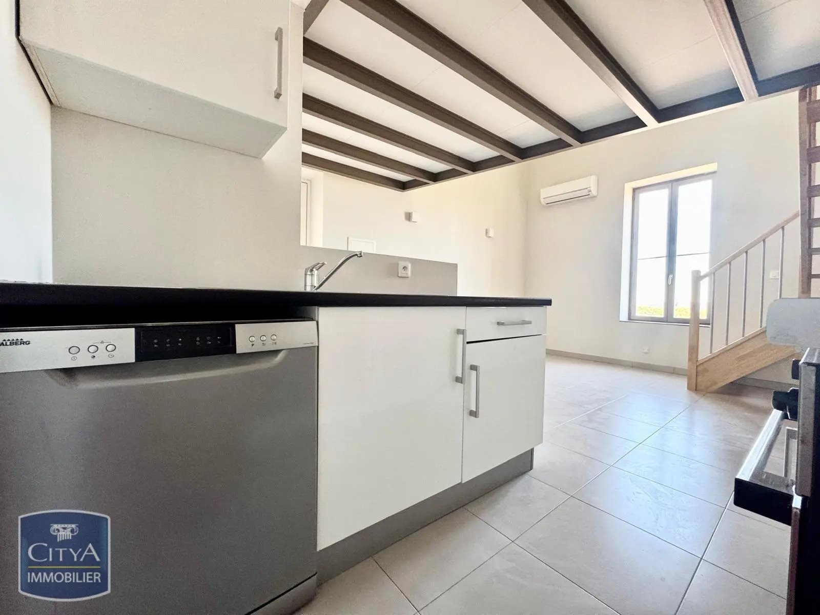 Appartement à louer, 32m², Nîmes