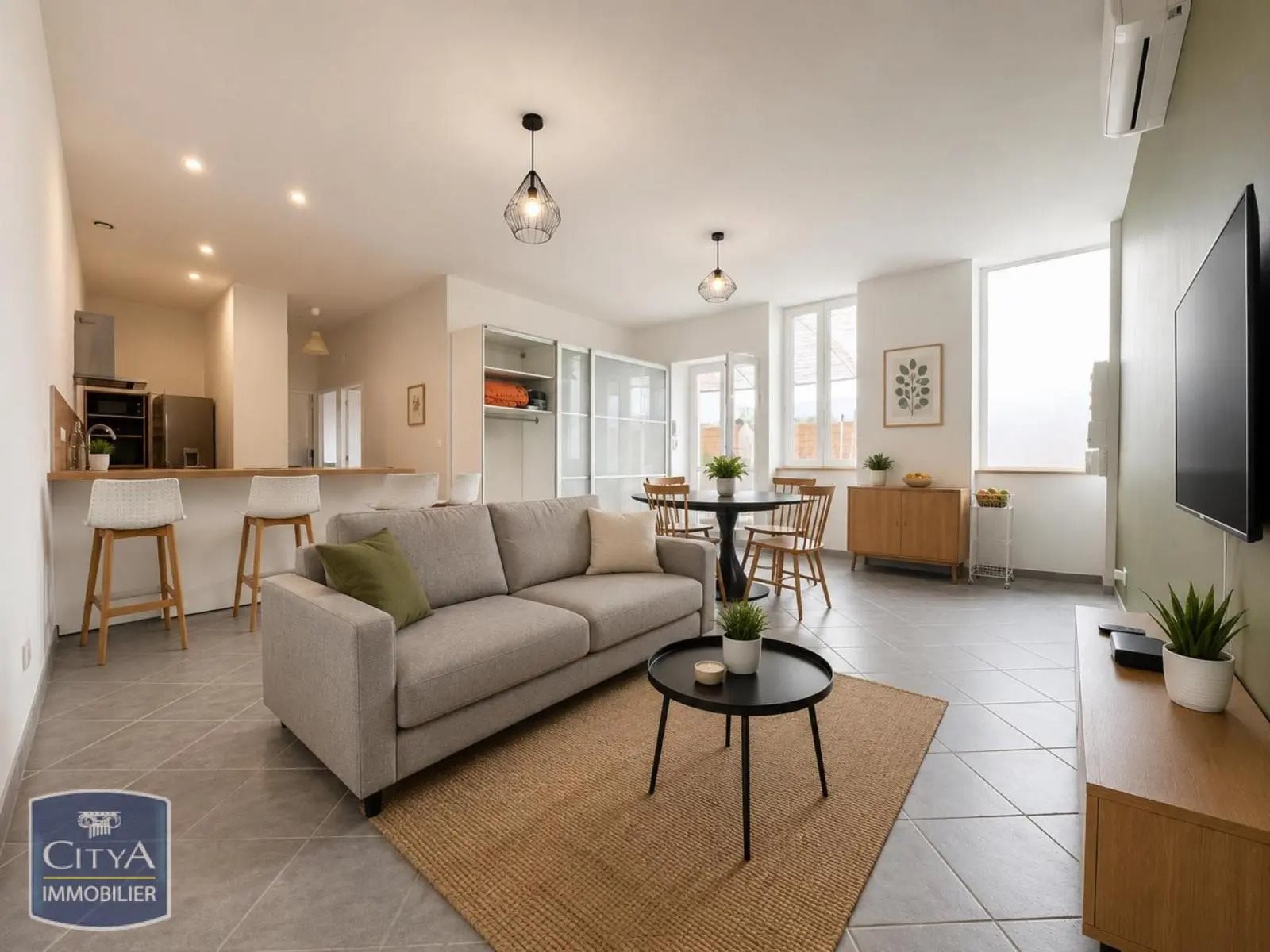 Appartement à louer, 65m², Nîmes
