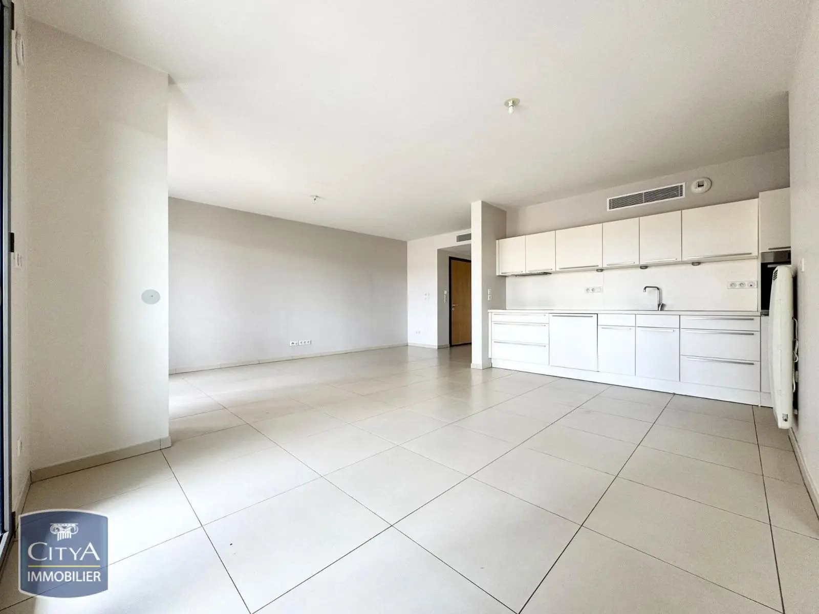 Appartement à louer, 96m², Nîmes