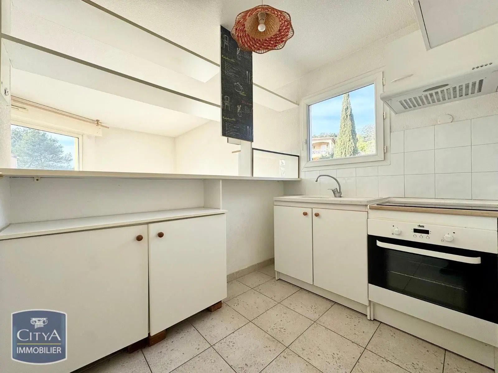 Appartement à louer, 44m², Nîmes
