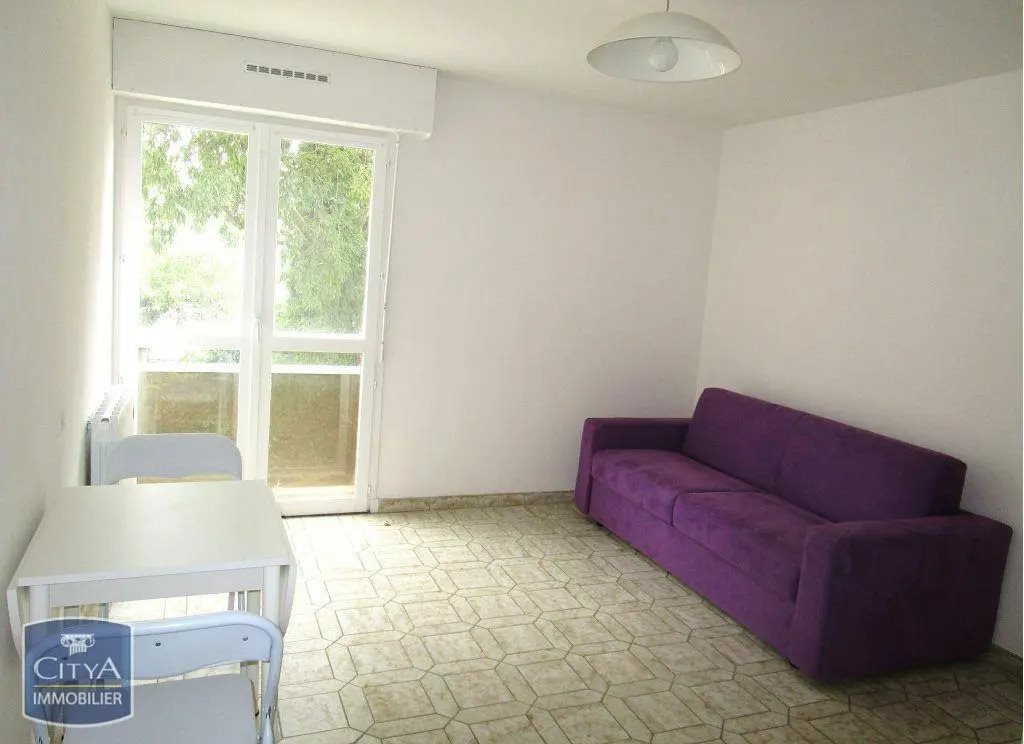 Appartement à louer, 22m², Nîmes