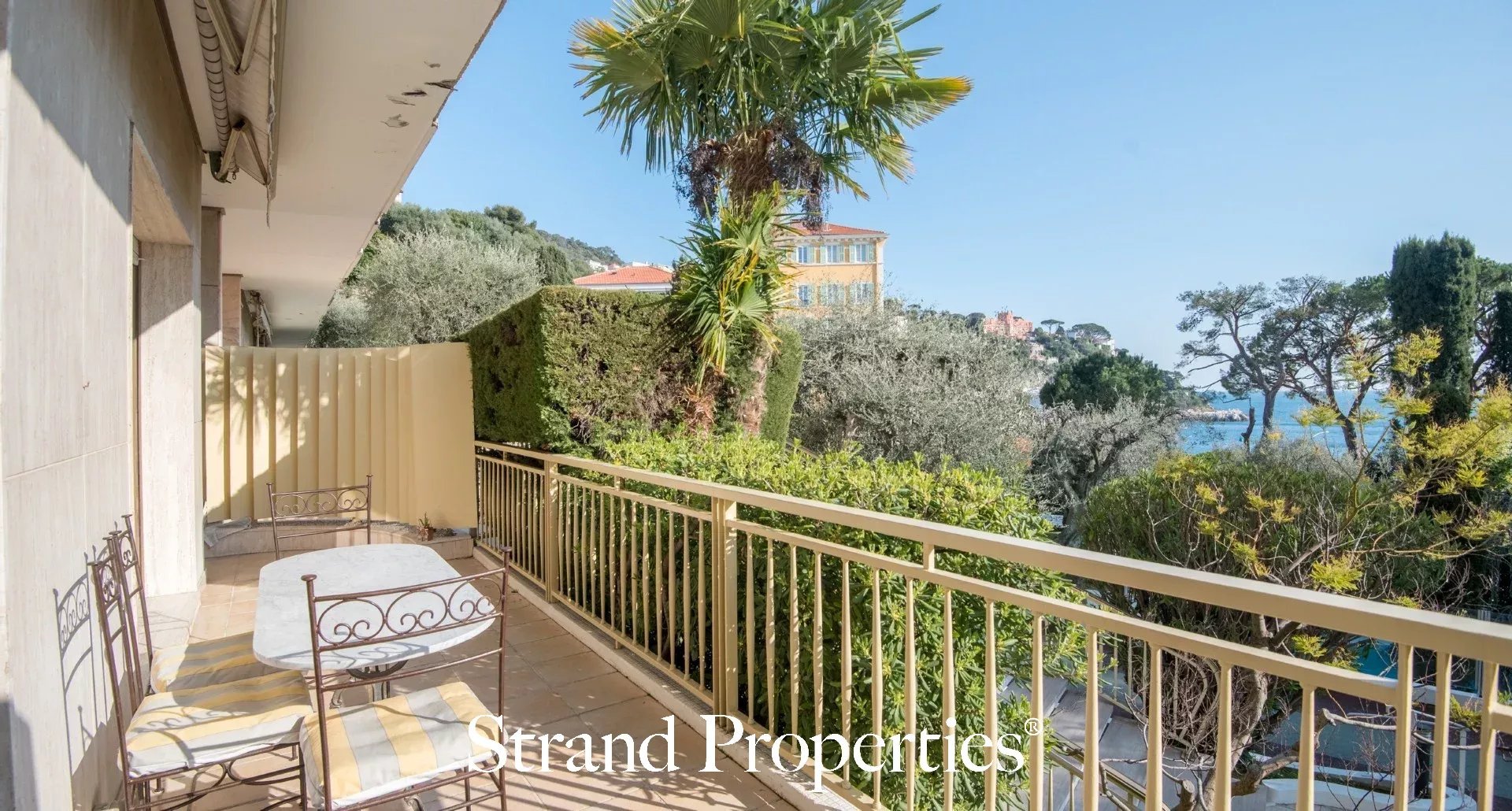 NICE FRANCK PILATTE – Apartment with terrace and sea view in a prestigious residence