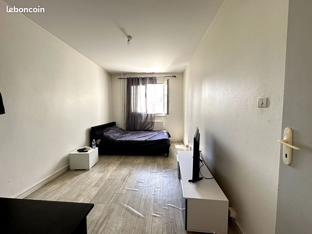 Appartement à vendre, 35m², Vaulx-en-Velin