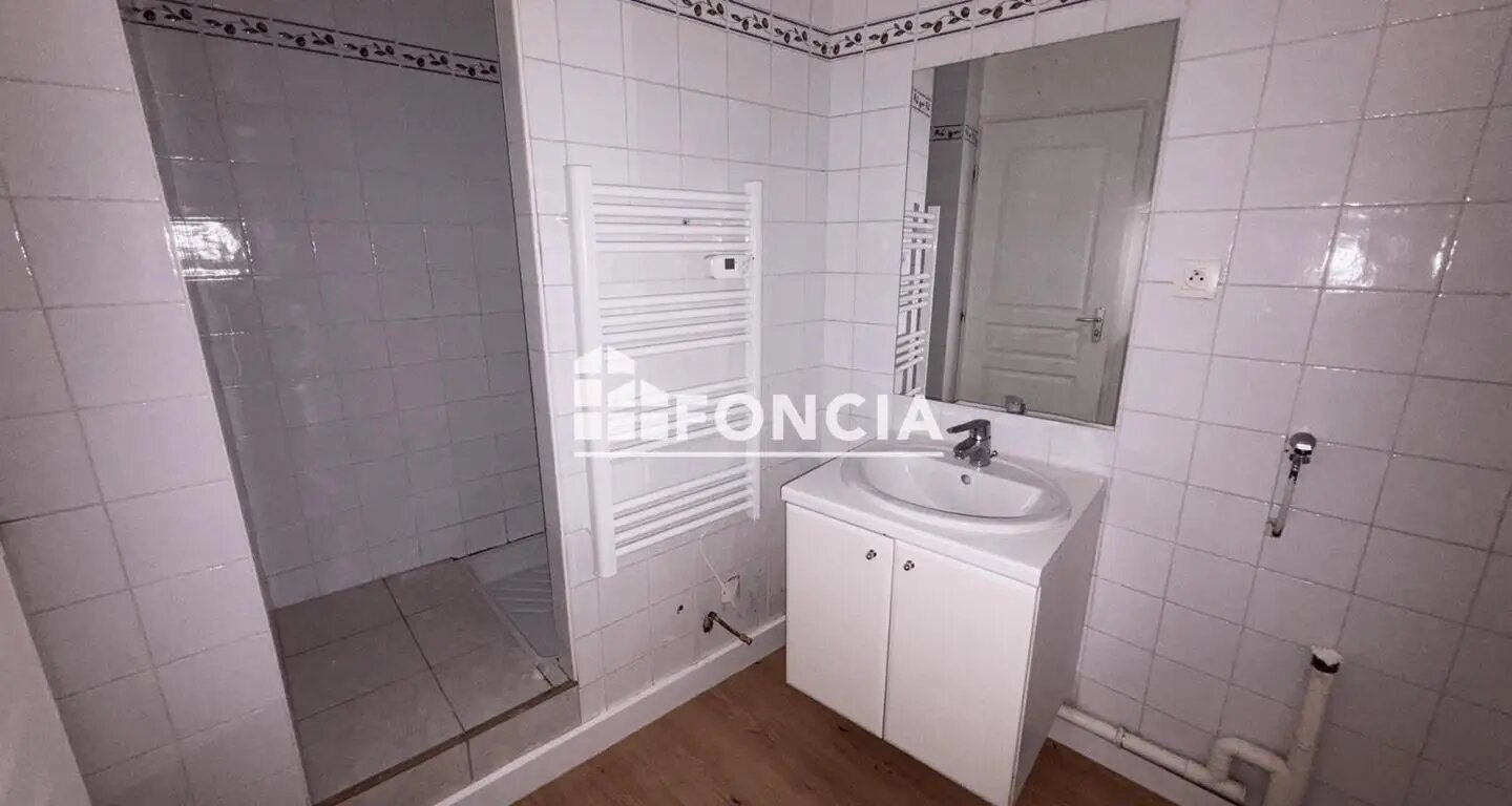 Appartement à louer, 72m², Craponne