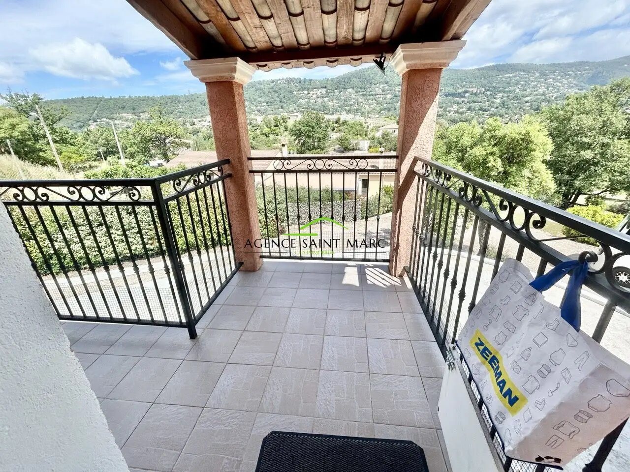 Maison à vendre, 180m², Spéracèdes