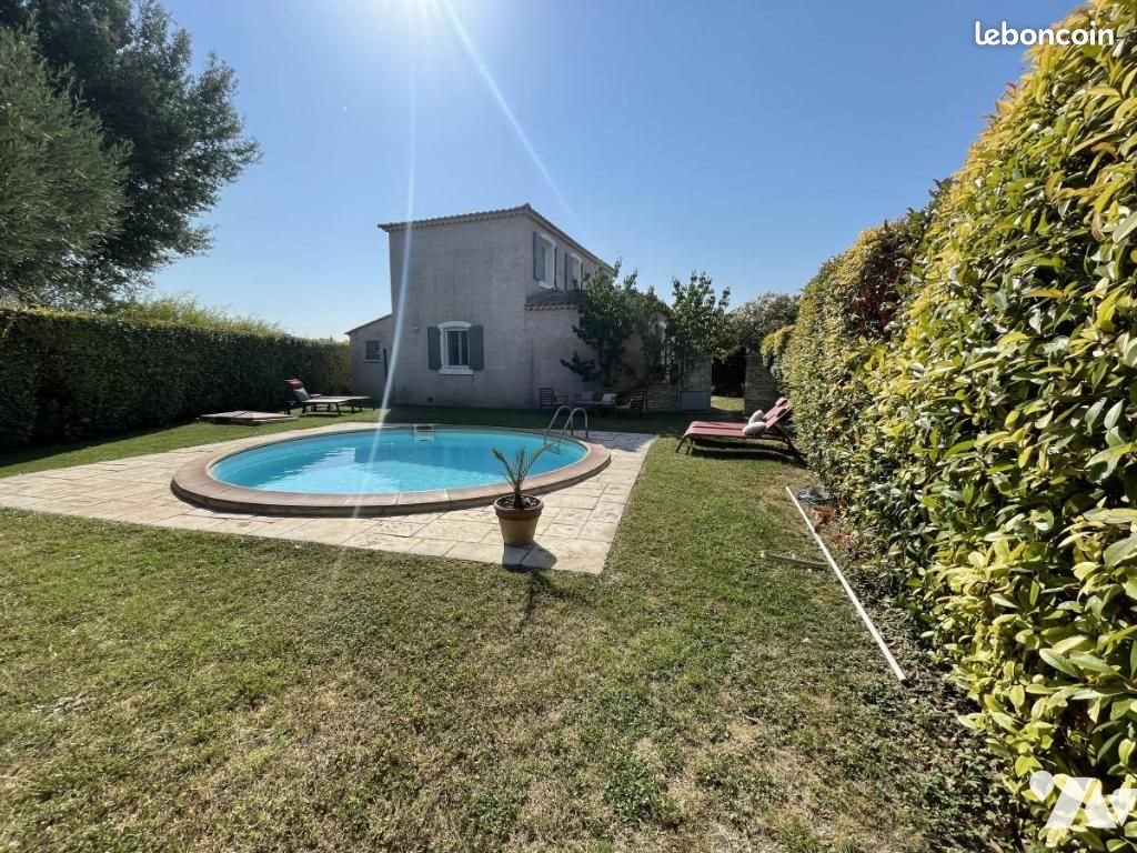 Maison à vendre, 130m², Entraigues-sur-la-Sorgue
