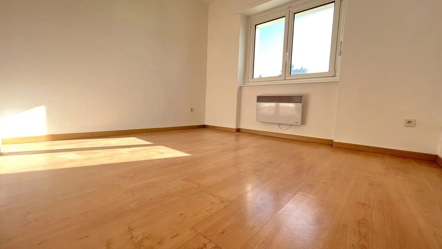 Appartement à louer, 63m², Montreux-Château