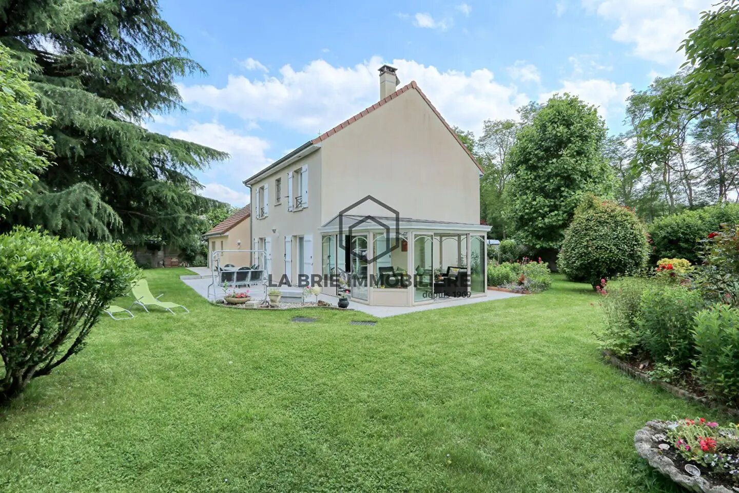 Maison à vendre, 191m², Chevry-Cossigny
