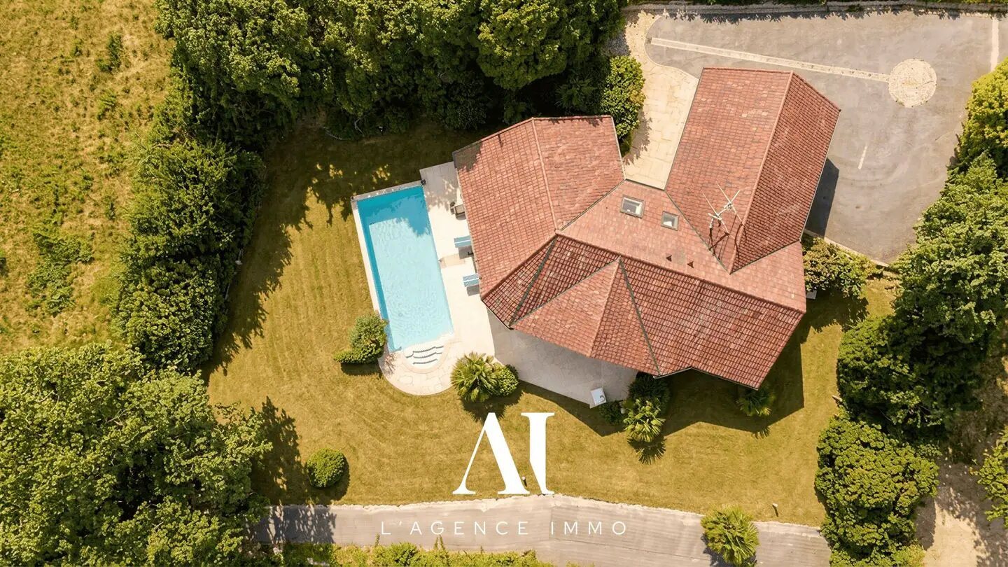 Maison à vendre, 268m², Éloise