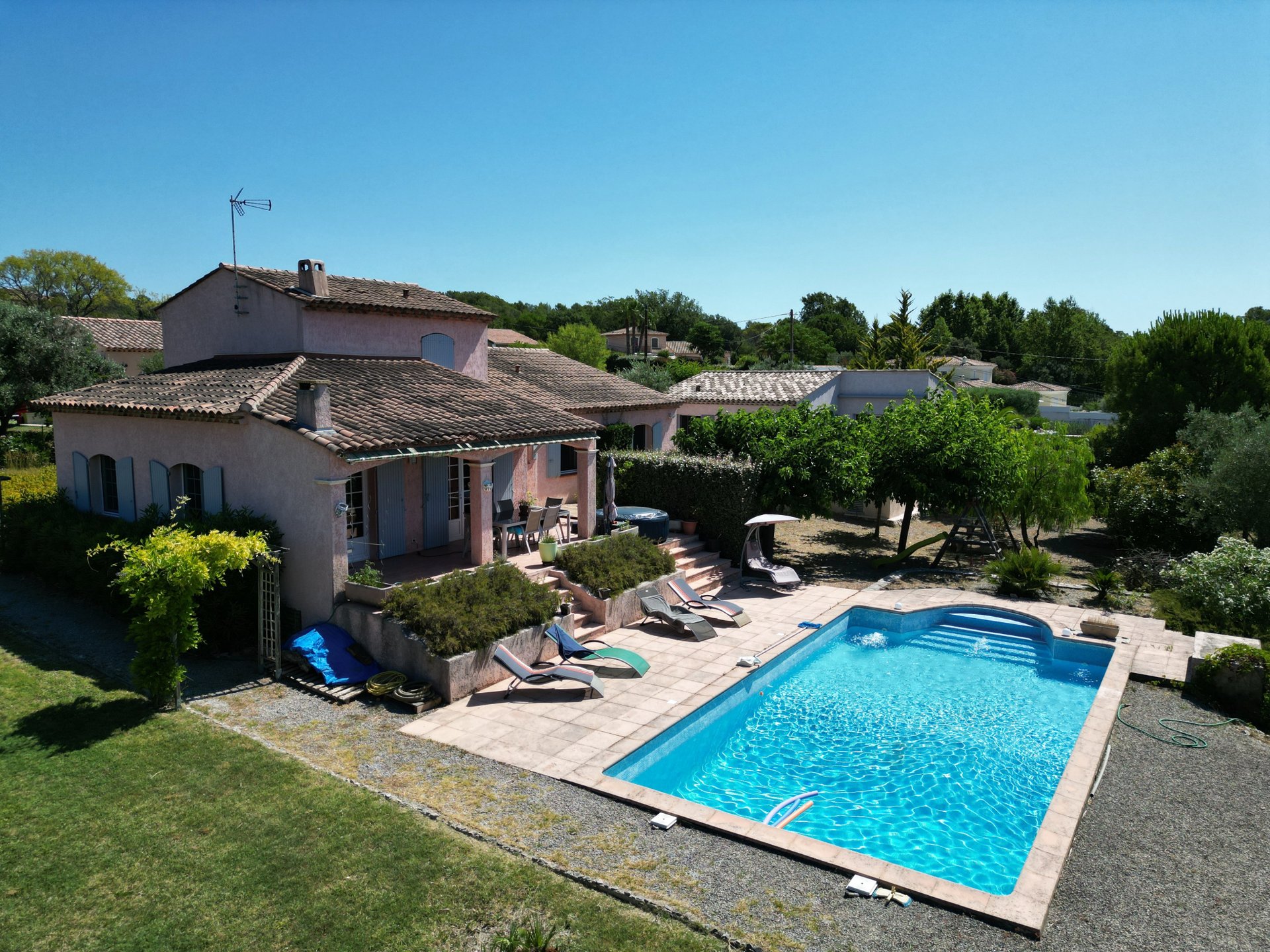 Maison à vendre, 205m², Bagnols-en-Forêt