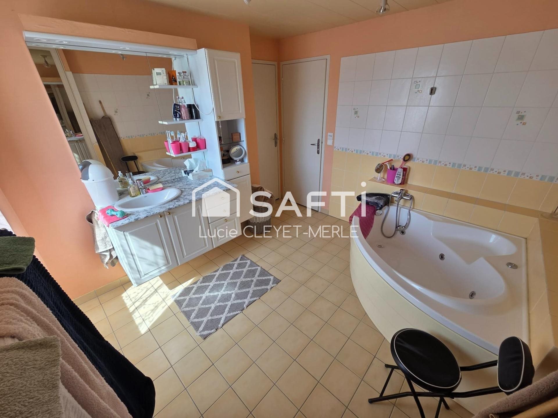 Maison à vendre, 134m², Ordonnaz