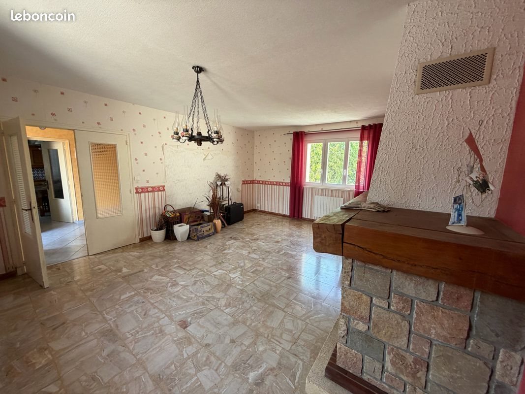 Maison à vendre, 130m², Chalmoux