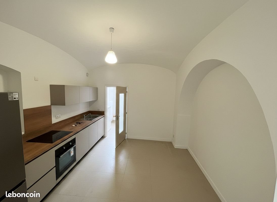 Appartement à louer, 35m², Bastia