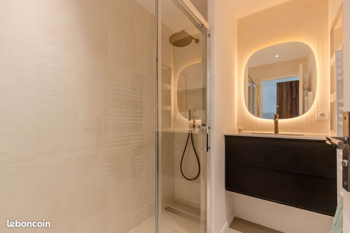 Appartement à louer, 28m², Antibes