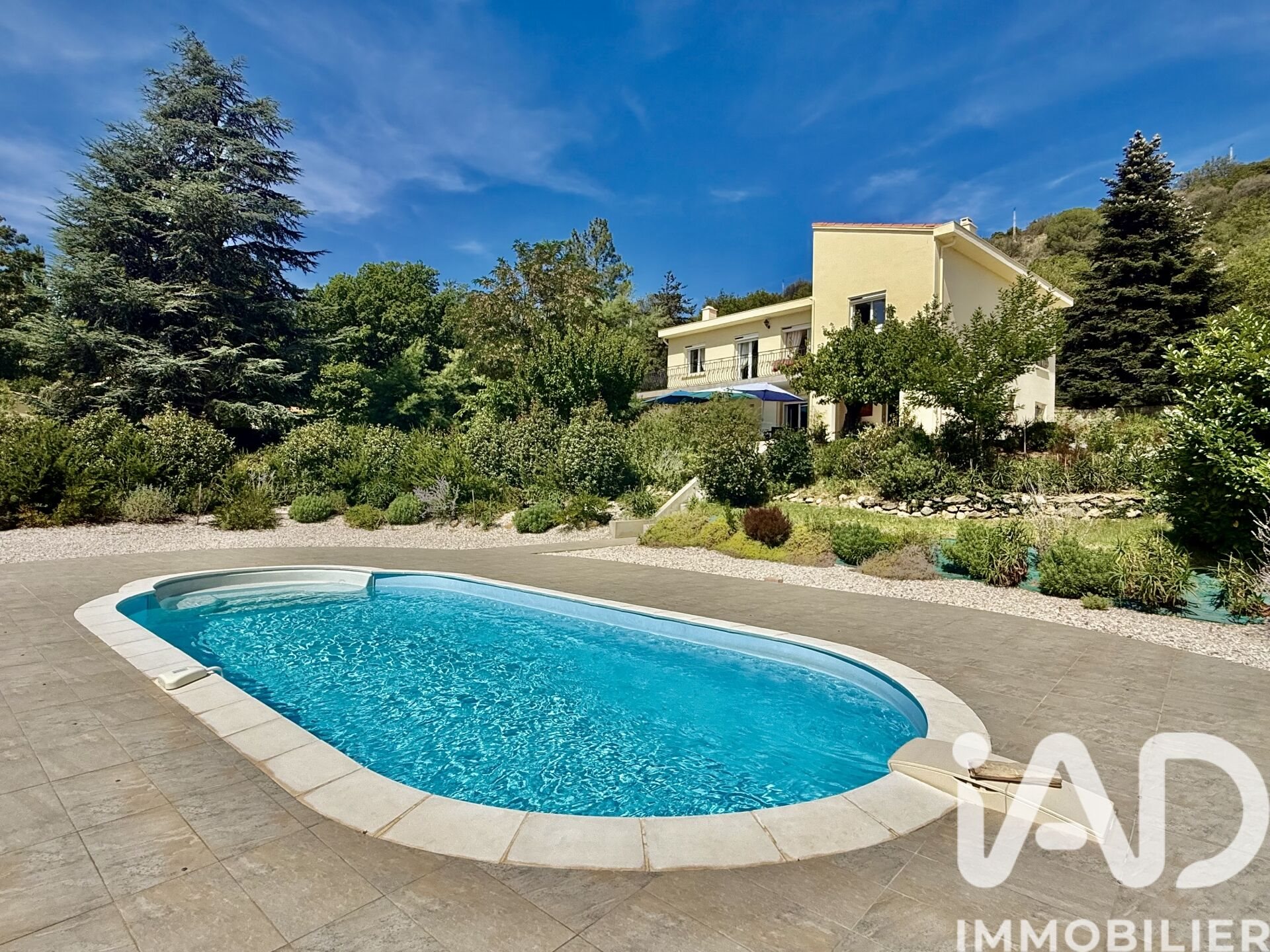 Maison à vendre, 246m², Prades
