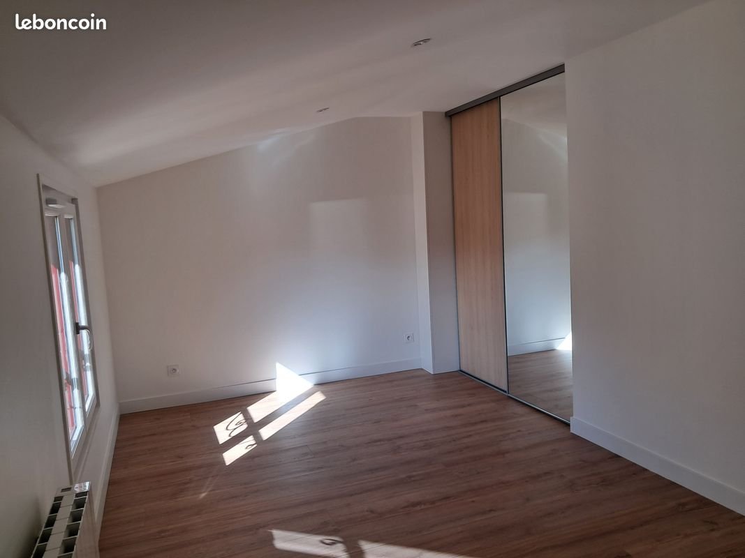 Maison à louer, 158m², Yzeron