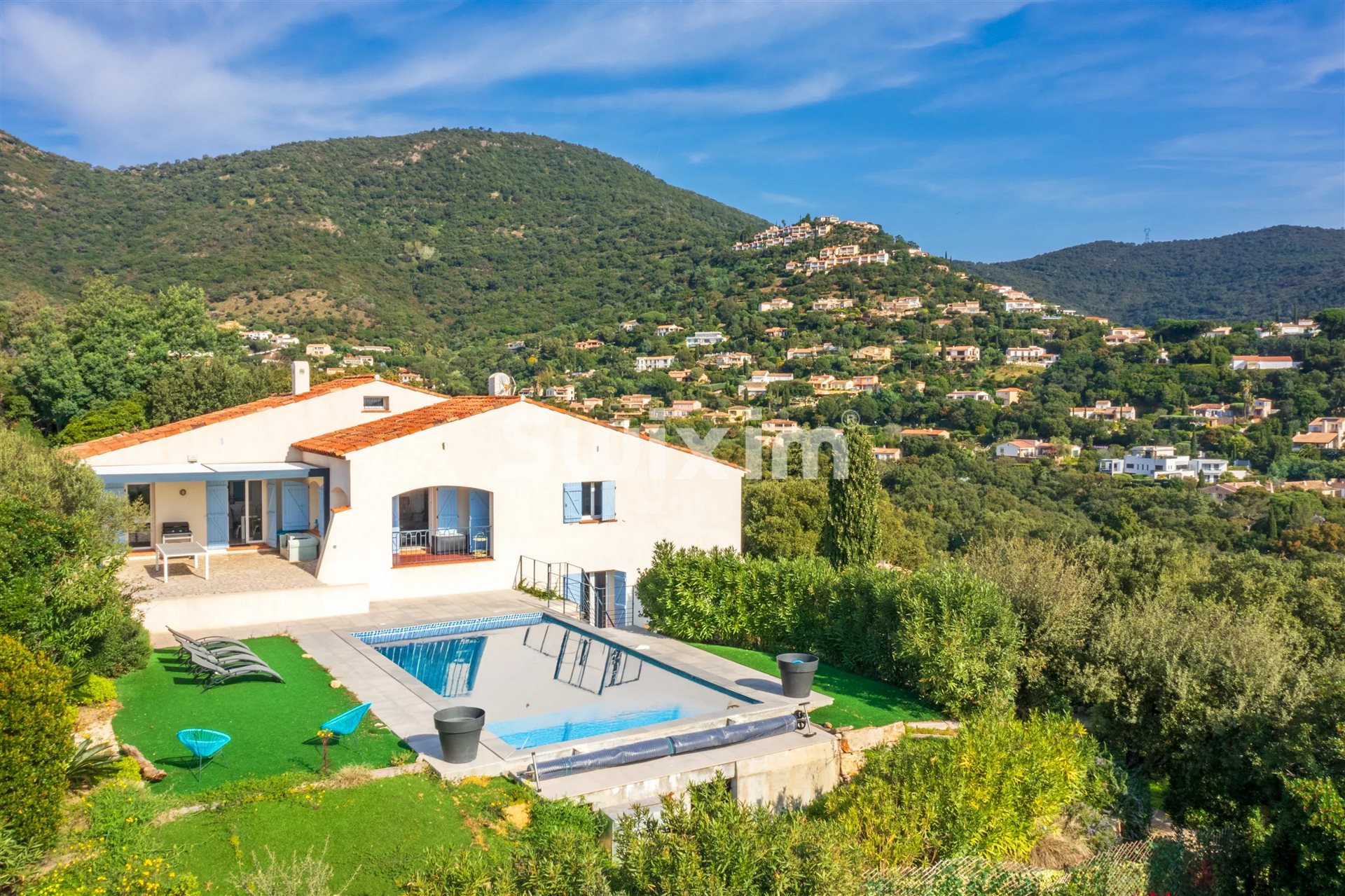 Maison à vendre, 200m², Cavalaire-sur-Mer