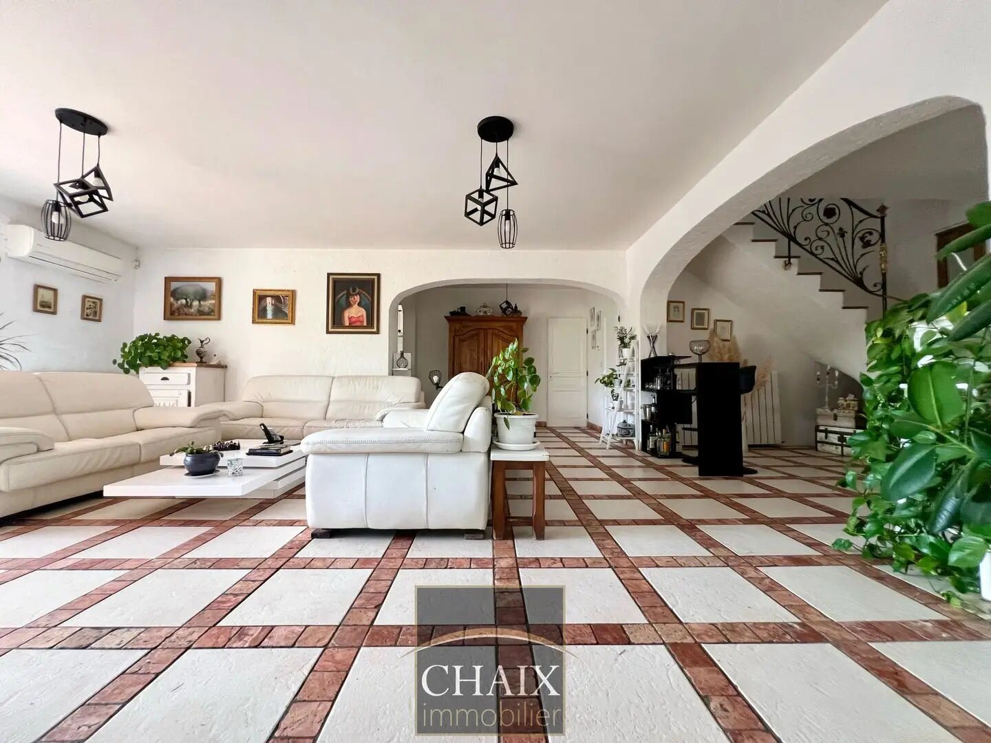 Maison à vendre, 181m², La Destrousse