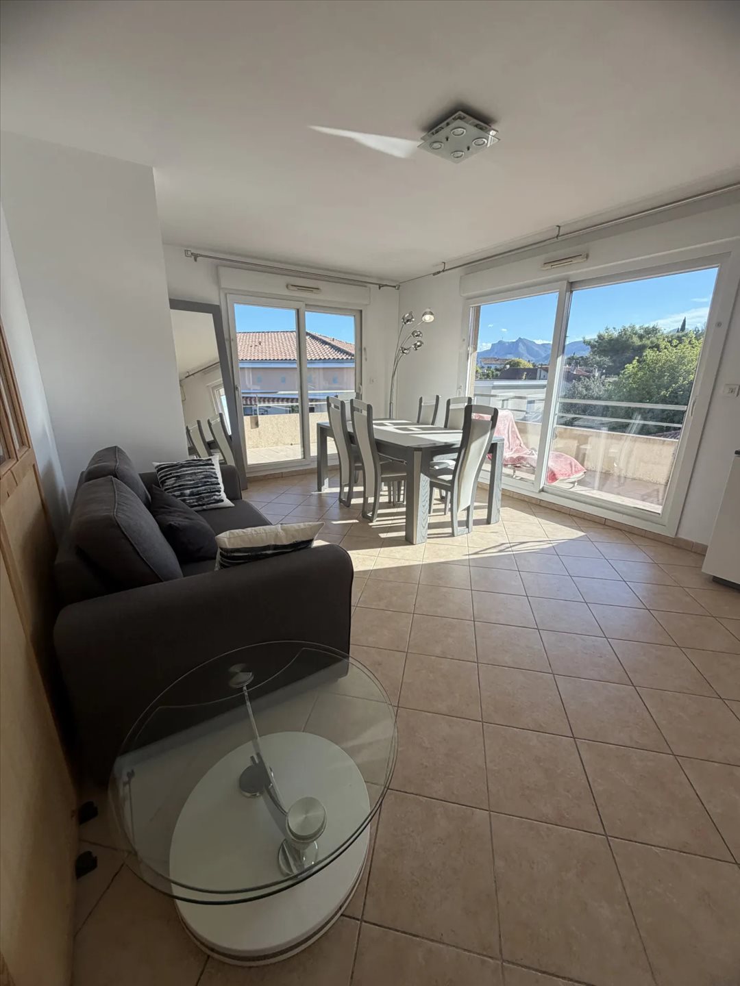 Appartement à louer, 67m², Aubagne