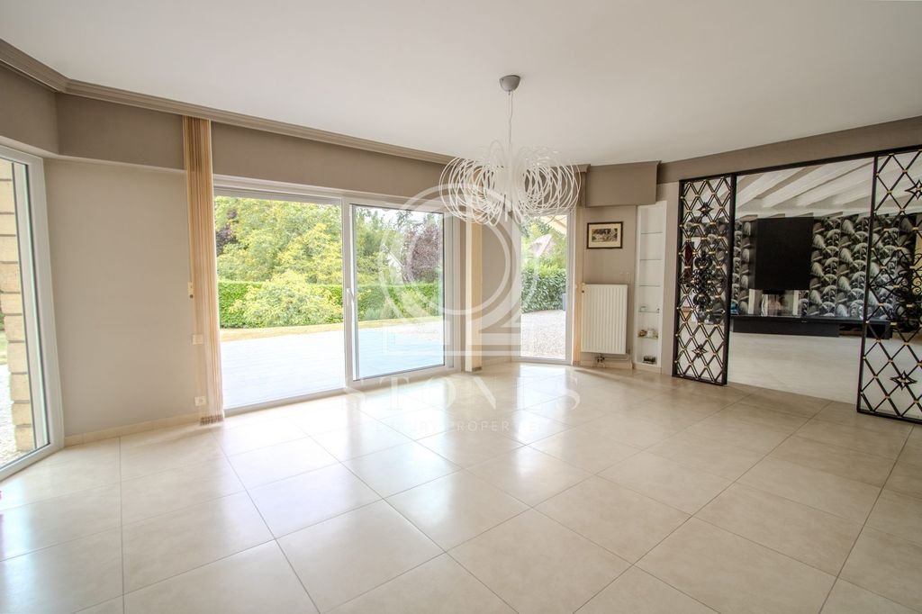 Maison à vendre, 219m², Crespières